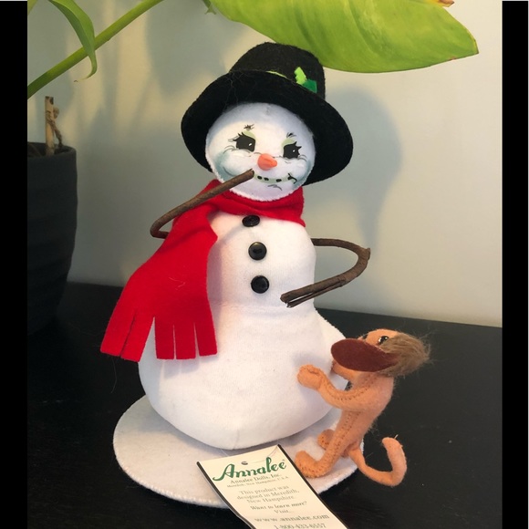 Annalee Snowman & dog